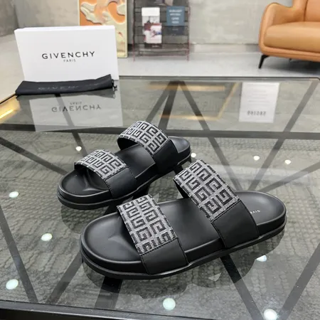 ジバンシィ スリッパ