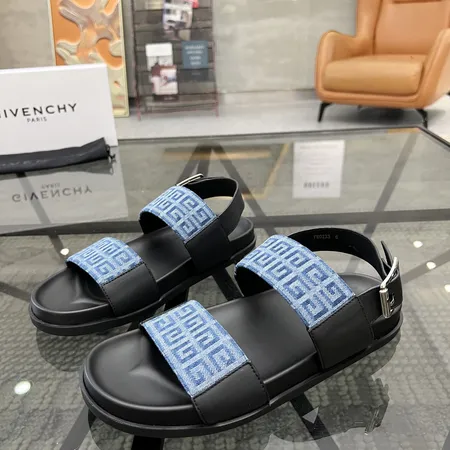 ジバンシィ スリッパ