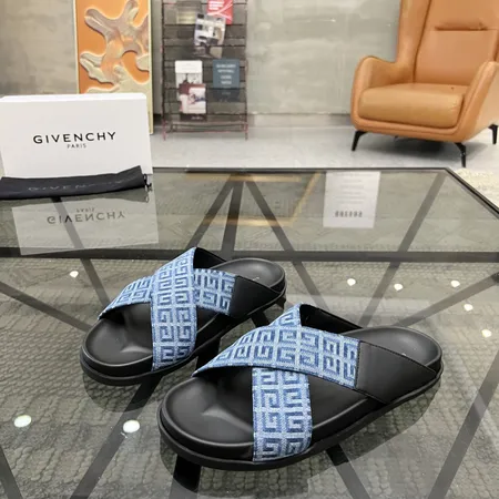 ジバンシィ スリッパ