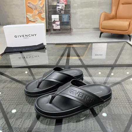 ジバンシィ スリッパ