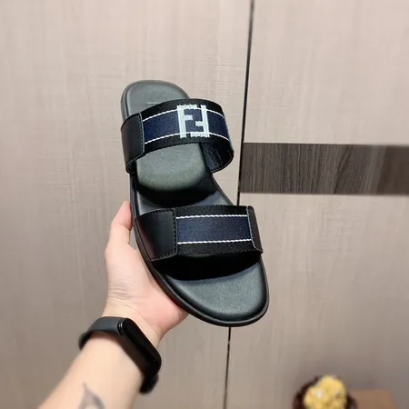 フェンディ スリッパ