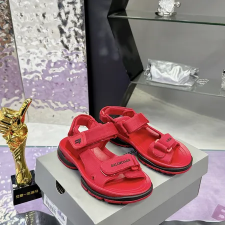 バレンシアガ サンダル