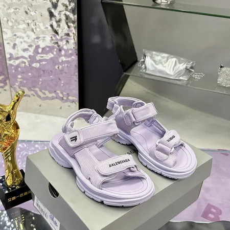 バレンシアガ サンダル