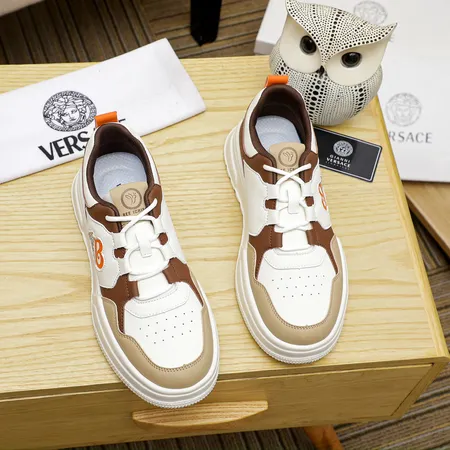 ヴェルサーチ カジュアルシューズ