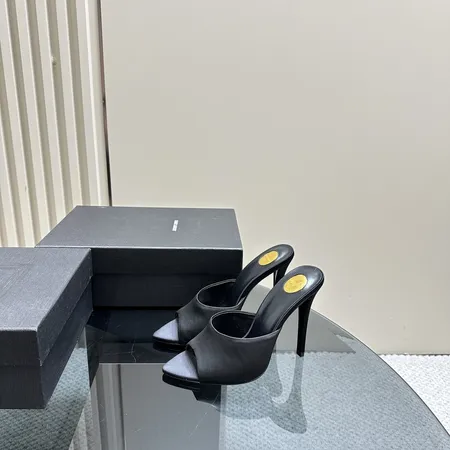 イブサンローラン スリッパ