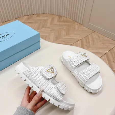 プラダ スリッパ