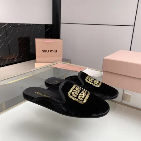 ミュウミュウ スリッパ