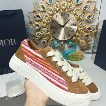 ディオール カジュアルシューズ