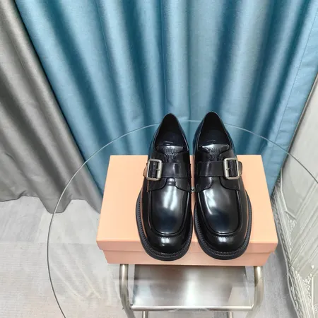 ミュウミュウ ビジネスシューズ