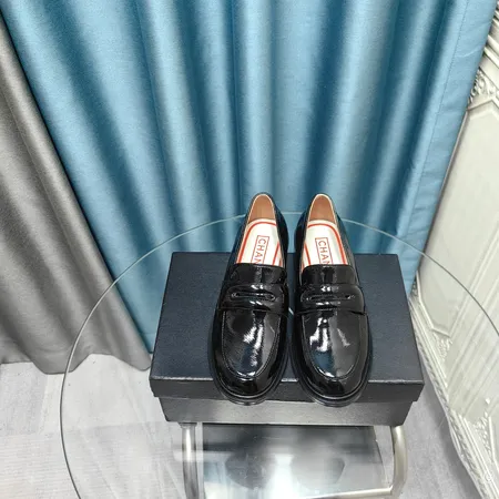 シャネル ビジネスシューズ