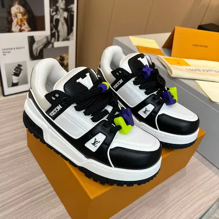 ルイヴィトン カジュアルシューズ