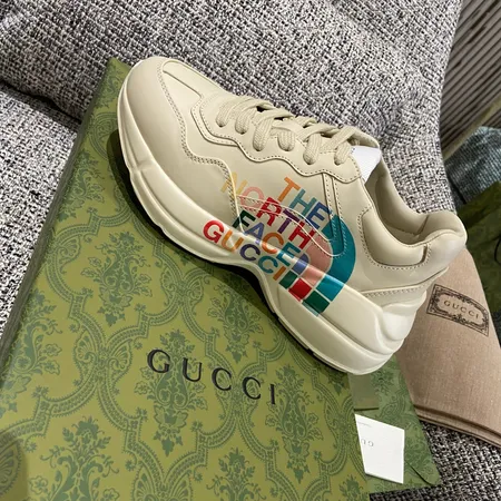 グッチ スニーカー