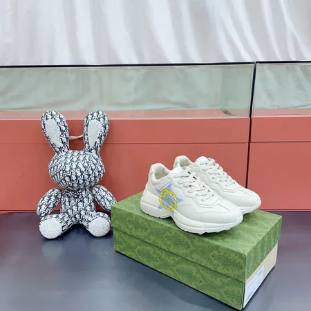 グッチ スニーカー