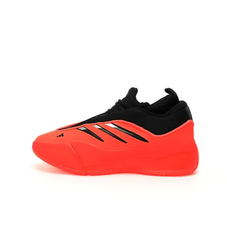 アディダス スニーカー