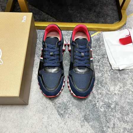 クリスチャン・ルブタン スニーカー