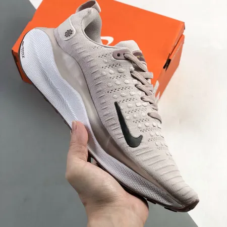 ナイキ スニーカー