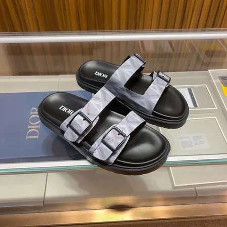 ディオール スリッパ