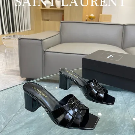 イブサンローラン スリッパ