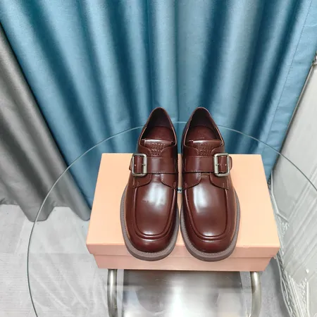 ミュウミュウ ビジネスシューズ