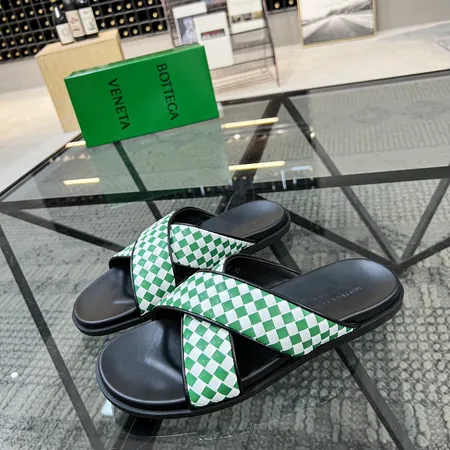 ボッテガ ヴェネタ スリッパ