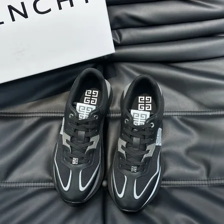 ジバンシィ カジュアルシューズ