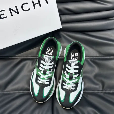 ジバンシィ カジュアルシューズ