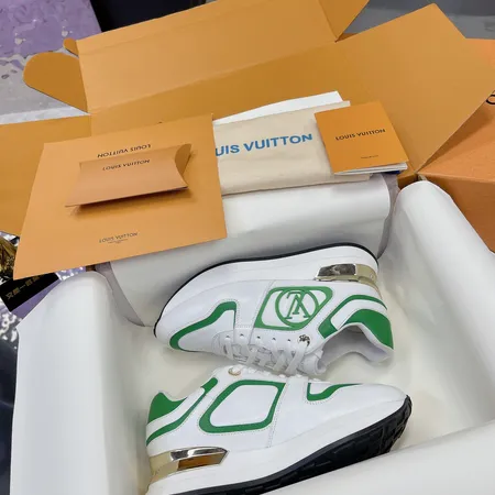 ルイヴィトン スニーカー