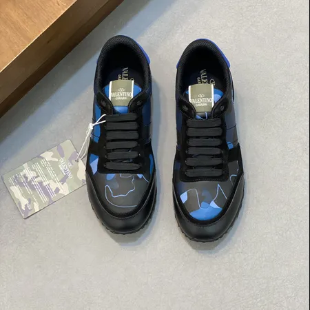 ヴァレンティノ カジュアルシューズ