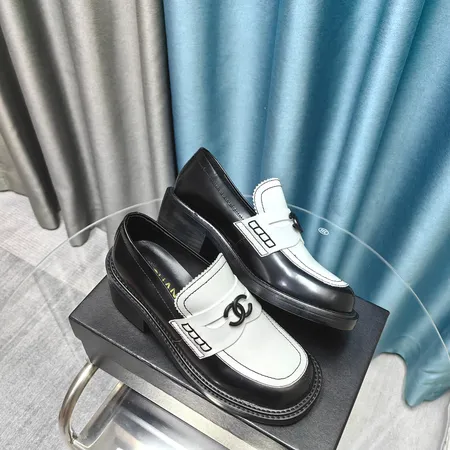 シャネル ビジネスシューズ