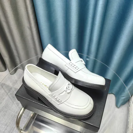 シャネル ビジネスシューズ