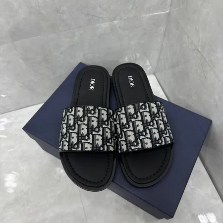 ディオール スリッパ