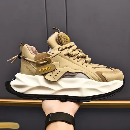 フェンディ スニーカー