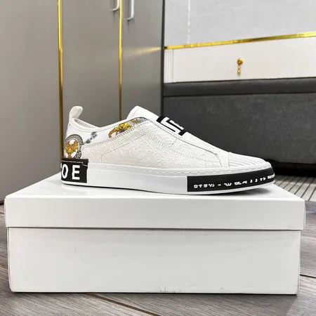 ヴェルサーチ カジュアルシューズ