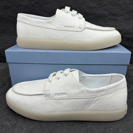 プラダ カジュアルシューズ