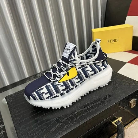 フェンディ スニーカー