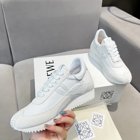 ロエベ カジュアルシューズ