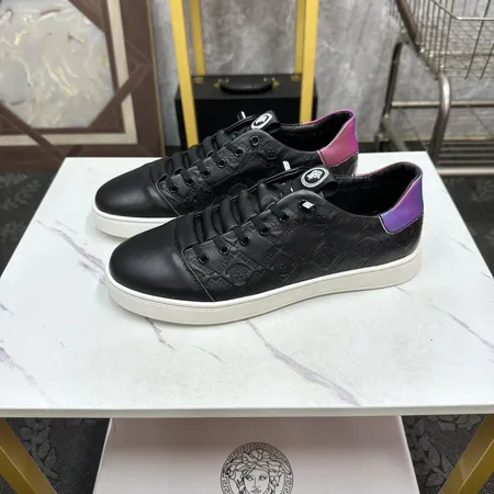 ヴェルサーチ カジュアルシューズ