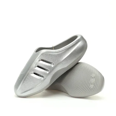 アディダス スリッパ