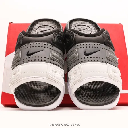 ナイキ スリッパ