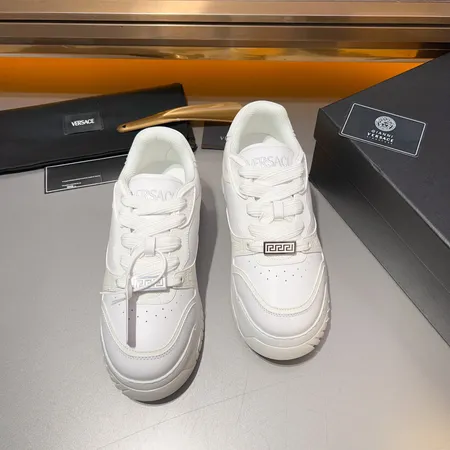 ヴェルサーチ カジュアルシューズ