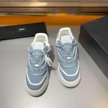 ヴェルサーチ カジュアルシューズ