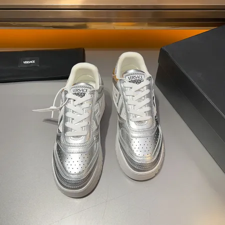 ヴェルサーチ カジュアルシューズ