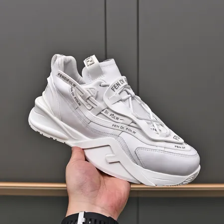 フェンディ スニーカー