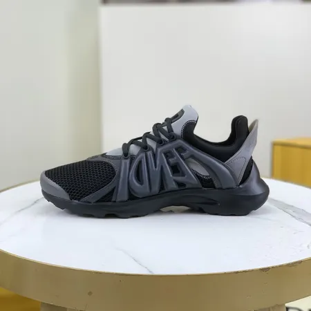 フェンディ スニーカー