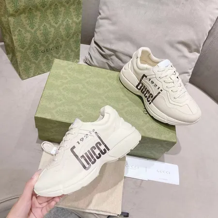 グッチ スニーカー