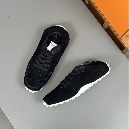 エルメス カジュアルシューズ