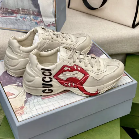 グッチ スニーカー