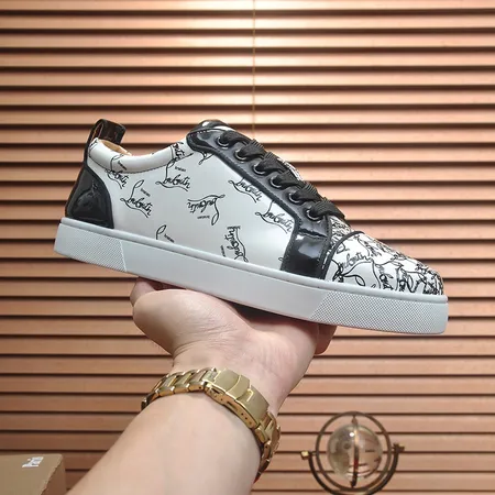 クリスチャン・ルブタン カジュアルシューズ