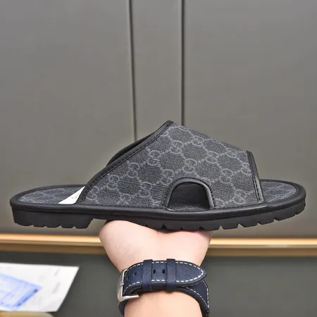グッチ スリッパ