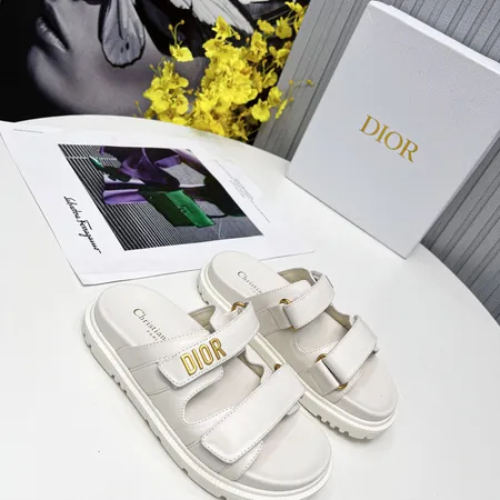 ディオール スリッパ